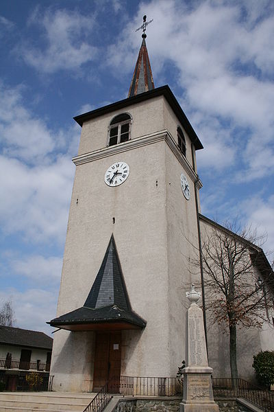 File:Eglise larringes 2.JPG