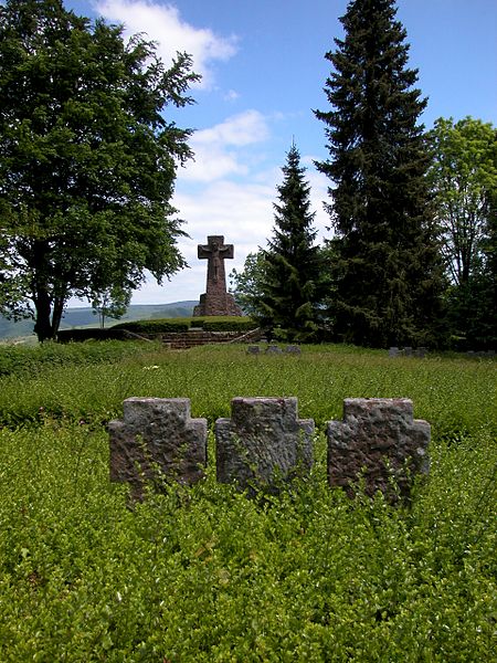Ehrenfriedhofkastel