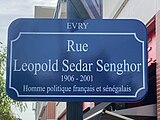 Rue Léopold-Sédar-Senghor à Évry-Courcouronnes (Essonne, France)