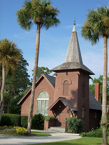 File:Faith Chapel, Jekyll Island Club Historic District (Glynn County, Georgia).JPG