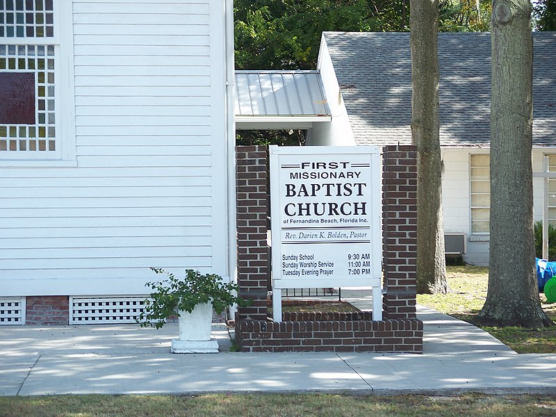 File:Fernandina Beach FL HD 1st Miss Baptist Church sign01.jpg