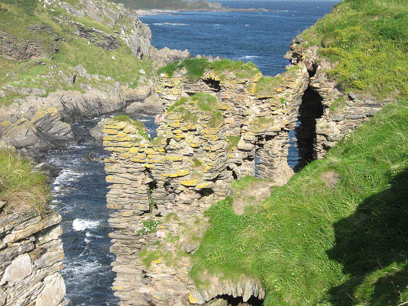 File:Findlater Castle2 Scotland.jpg