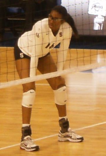 Foluke Akinradewo