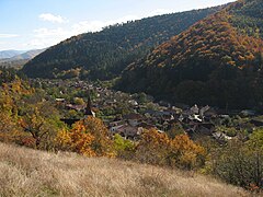 Landsbyen Galeș ligger ved foden af Cindrel-bjergene