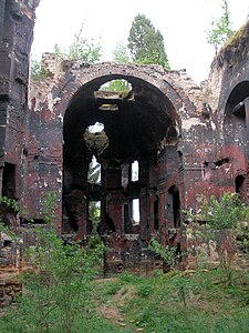 Ruines de l'église Saint-Jean-Baptiste.