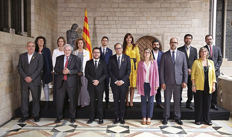 File:Govern de Catalunya foto oficial 2018.jpg