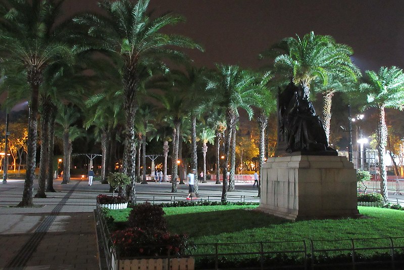 File:HK CWB Causeway Bay night Causeway Road Victoria Park May 2017 IX1 05.jpg