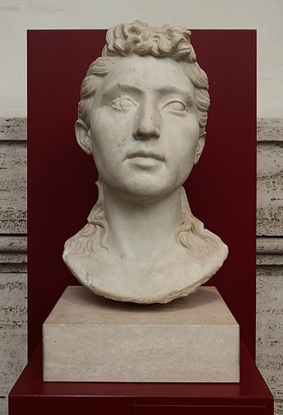 File:Head of girl in Palazzo Massimo alle Terme (Rome).jpg