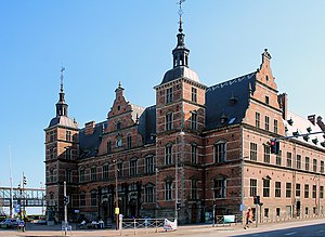 Helsingør Station: Historie, Arkitektur, Helsingør havnebane