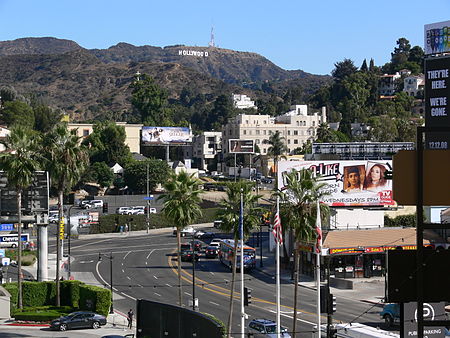 Tập_tin:Hollywood_sign_N_Highland_Avenue.jpg