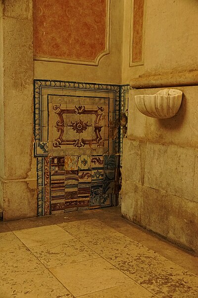 File:Humble decoration in Igreja de Nossa Senhora da Conceição Velha - Lisboa (51060138686).jpg