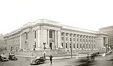 Completed in 1905, the building is an example of Beaux-Arts architecture, a popular style of its time. IN-Indianapolis 1905 Ref.jpg