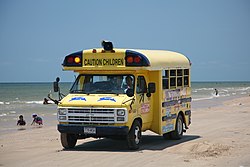 Dondurma kamyonu beach.jpg