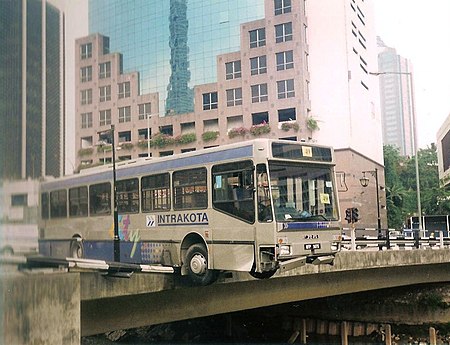 Fail:Intrakota_bus_in_accident_1997.jpg