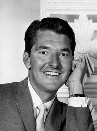 <span class="mw-page-title-main">Jack Narz</span> American radio personality, television host, and singer (1922–2008)