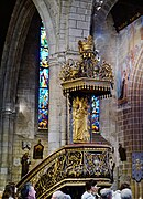 Basilique Notre-Dame du Roncier : la chaire à prêcher.