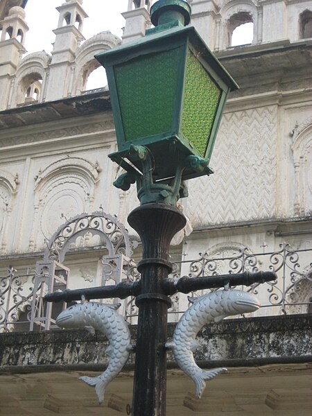 File:Lamppost.jpg