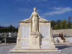 Le monument aux morts du Chesnay et de Rocquencourt.