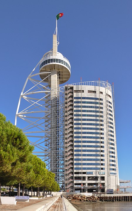 Lisbon - Vasco da Gama tower.jpg