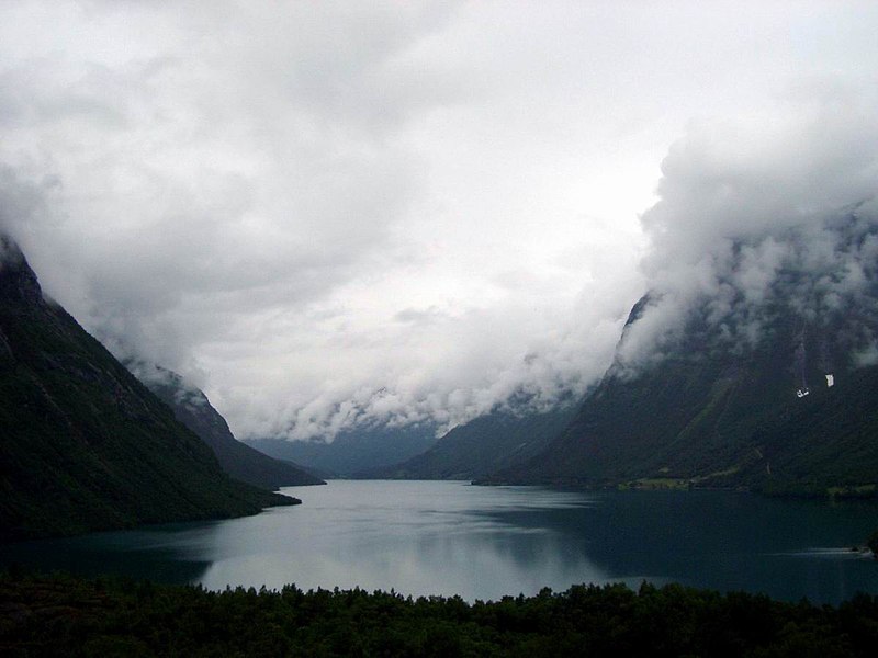 File:Loenvatnet 1.JPG