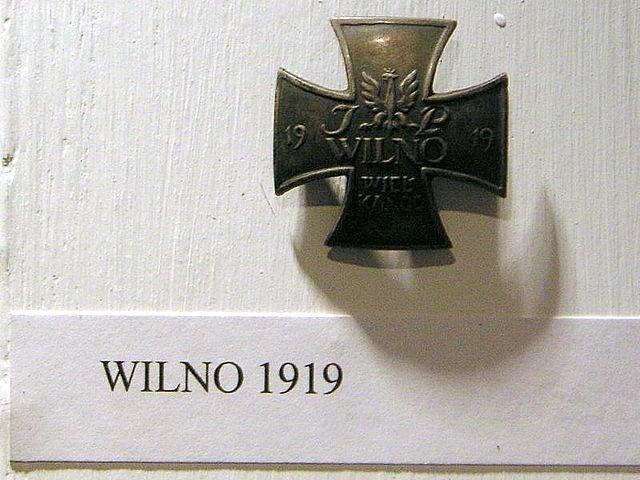 Polish Army badge commemorating the fighting over Wilno in the spring of 1919