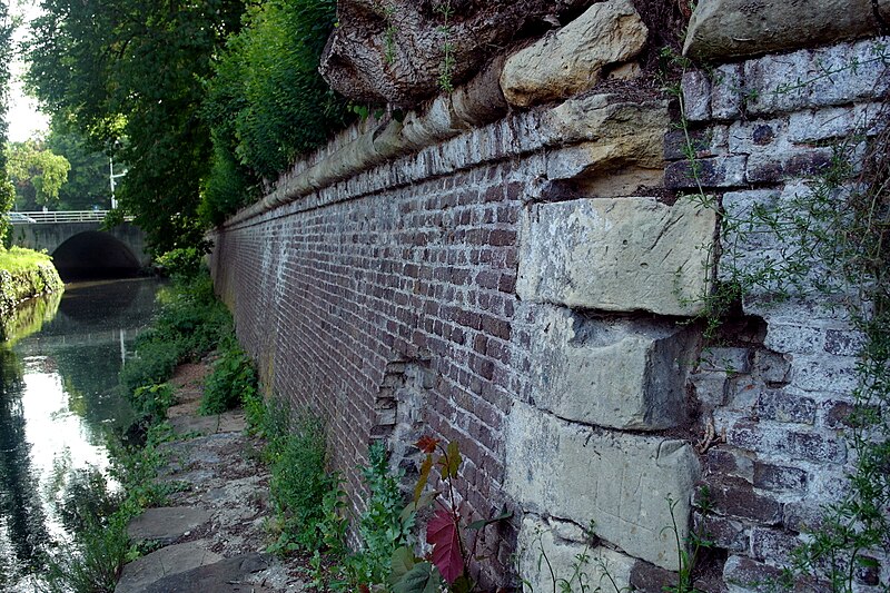 File:Maastricht, Stadspark, Bastion Wilhelmina (3).jpg