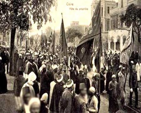 ไฟล์:Mawlid_an-Nabi_SallAllaho_Alaihi_wa_Sallam_procession_at_Boulac_Avenue_in_1904_at_Cairo,_Egypt.jpg