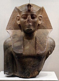 Medio regno, xiii dinastia, busto di re neferhotep, 1750 ac ca.jpg