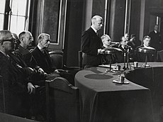 kern graven vrouw Category:Round Table Conference, The Hague 1948 - Wikimedia Commons