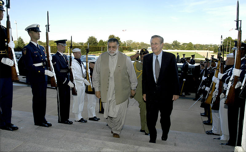 File:Mir Zafarullah Khan Jamali at the Pentagon in 2003.jpg