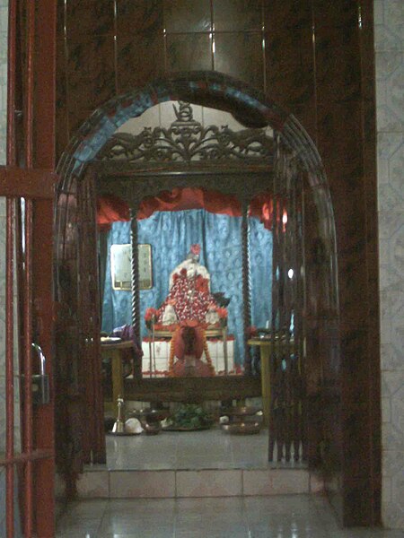 File:Moheshkhali adinath temple02.jpg