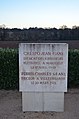 Monument des Roussilles - 3.JPG