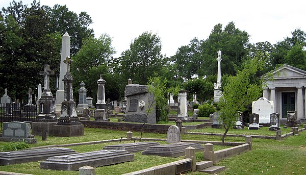 Mount Holly Cemetery in May 2008