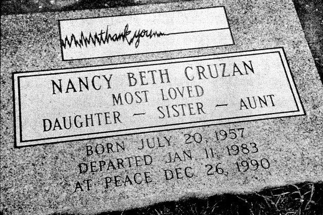 Cruzan's gravestone