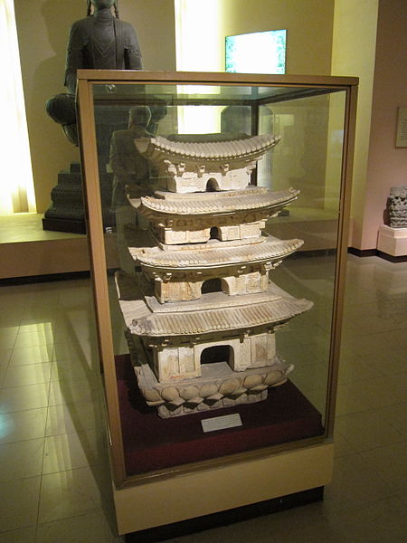 Tập_tin:National_Museum_Vietnamese_History_47.jpg