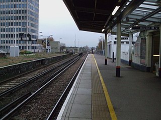 <span class="mw-page-title-main">New Malden railway station</span> National Rail station in London, England