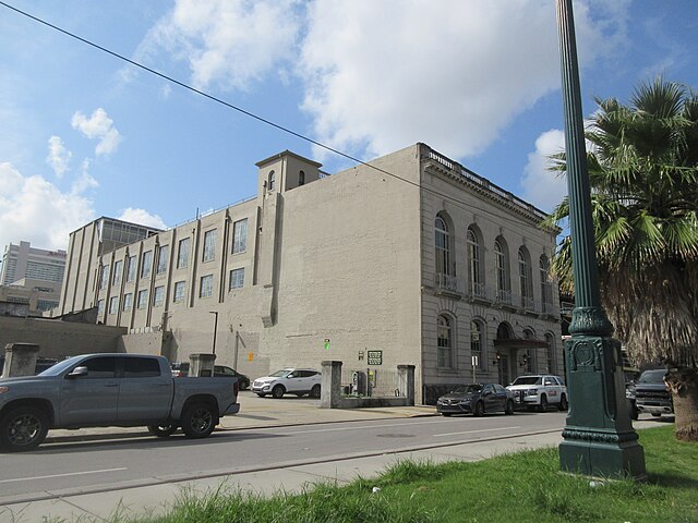 File:New Orleans Athletic Club, Rampart Street, New Orleans, 10 August 2021   - Wikimedia Commons