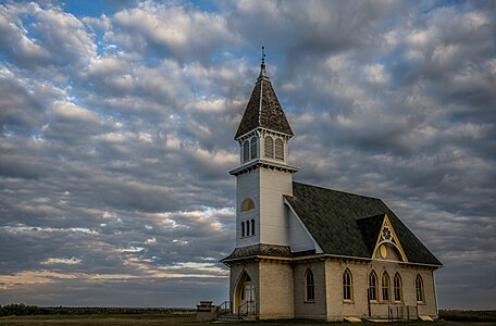 Norway Lutheran Church and Cemetery, North Dakota and McHenry County - User:MichaelDPhotos