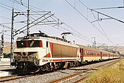 E1300形電気機関車 E1250形以降に導入されたアルストム製の機関車である