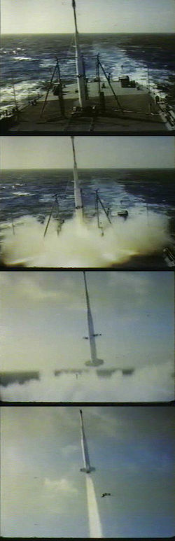 Start einer X-17-Rakete von der USS Norton Sound (AVM-1) im Rahmen der Operation Argus