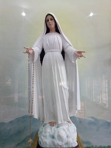 File:Our Lady of Mediatrix of All Grace - Lipa 4.jpg