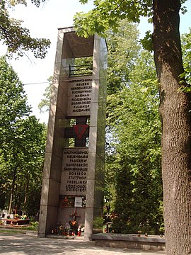 Pomnik ofiar pomordowanych w obozach hitlerowskich; część komunalna