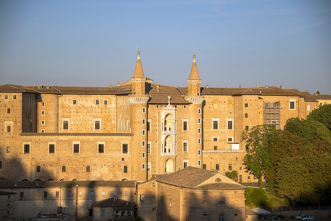 File:Palazzo Ducale (Urbino).jpg