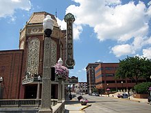 The Paramount Theatre, downtown Aurora. Paramount Theatre - panoramio.jpg