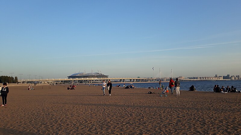 File:Park of the 300th anniversary of St. Petersburg and "Zenith arena" 02.jpg