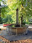 Parkfriedhof Lichterfelde Lindenbrunnen-001.jpg