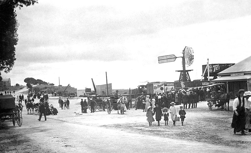 File:People in Milang station precincts on leaving train ca 1905 (SLSA B22224).jpg