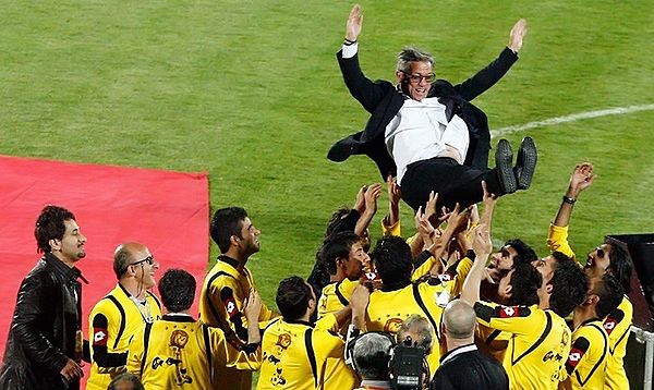 Kranjčar after winning Hazfi Cup in 2013 with Sepahan