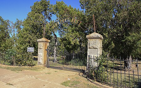 Pioneer's Rest Cemetery (1 of 1)