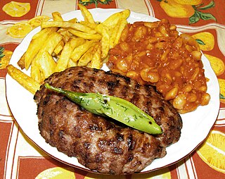 <span class="mw-page-title-main">Pljeskavica</span> Traditional Balkan meat dish